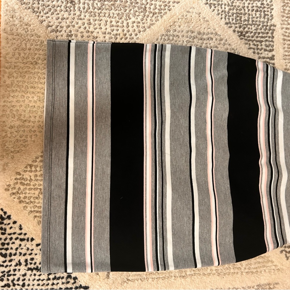ROZ&ALI: tight mini skirt, black, white , grey, and pink